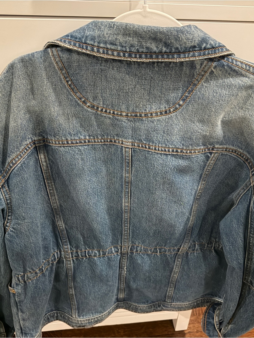 Ulla Johnson Odette Blue Denim Jacket with Gold Buttons - Picture 7 of 7